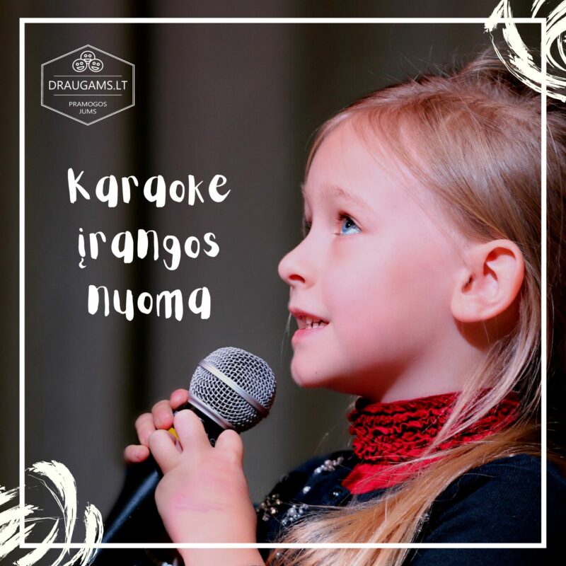 mergaitė dainuoja